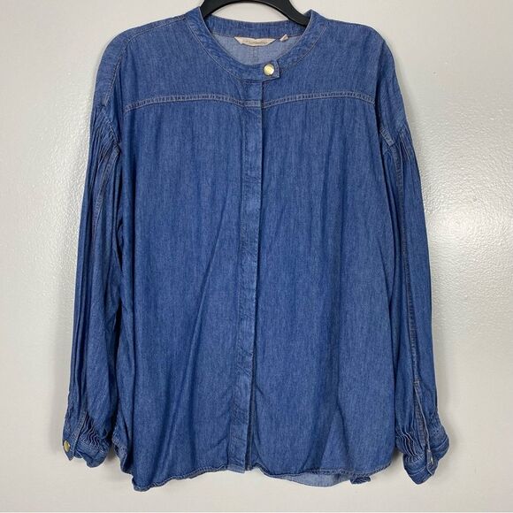 Soft Surroundings Tops - Soft Surroundings grotto denim shirt/jacket Sz L